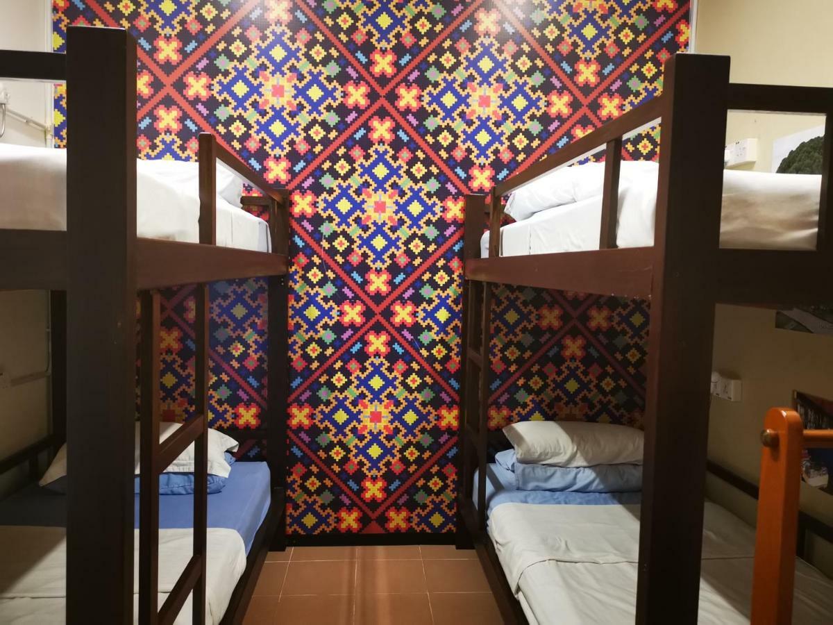 Masada Bed & Breakfast Кота-Кинабалу Экстерьер фото