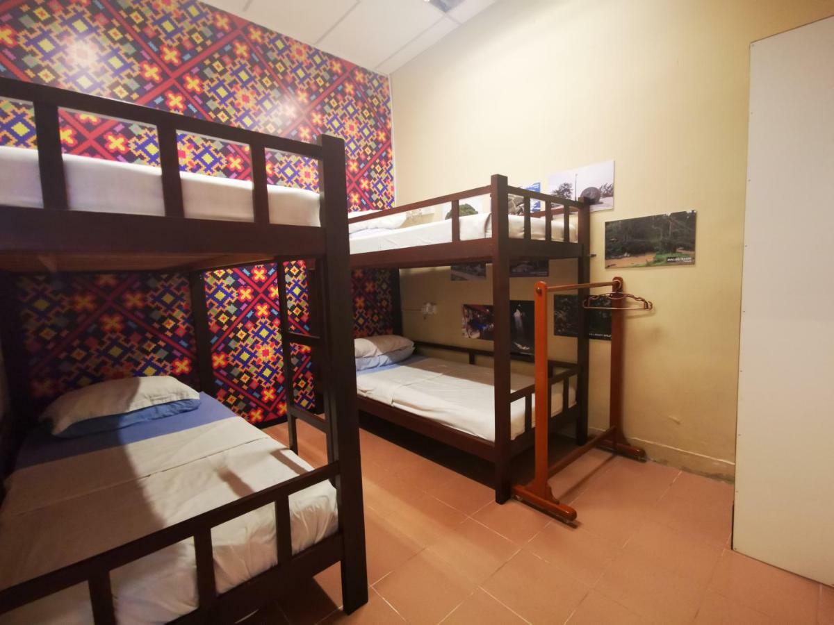 Masada Bed & Breakfast Кота-Кинабалу Экстерьер фото